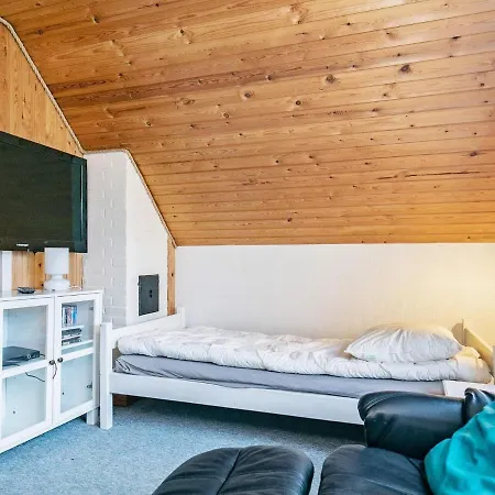 Holiday home 6 Person In Hesselager